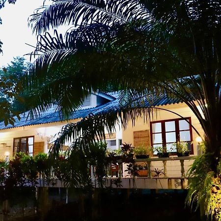 Kood Life Hotell Ko Kut Eksteriør bilde